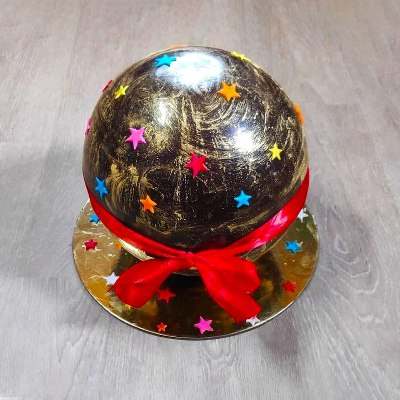Round Ball Pinata Chocolate Cake
