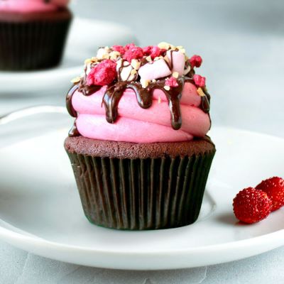 Cheerful choco strawberry cupcake