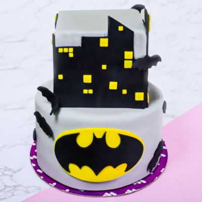 Tier Batman Light Choco Cake