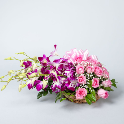 Elegant Pink Mixed Flowers Basket