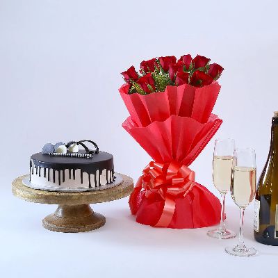 Beautiful Red Rose Hamper Standard