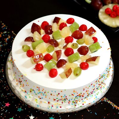 Fresh Fruit Vanilla Cake