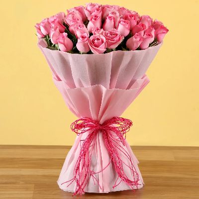 Poetic Pink Roses Bouquet