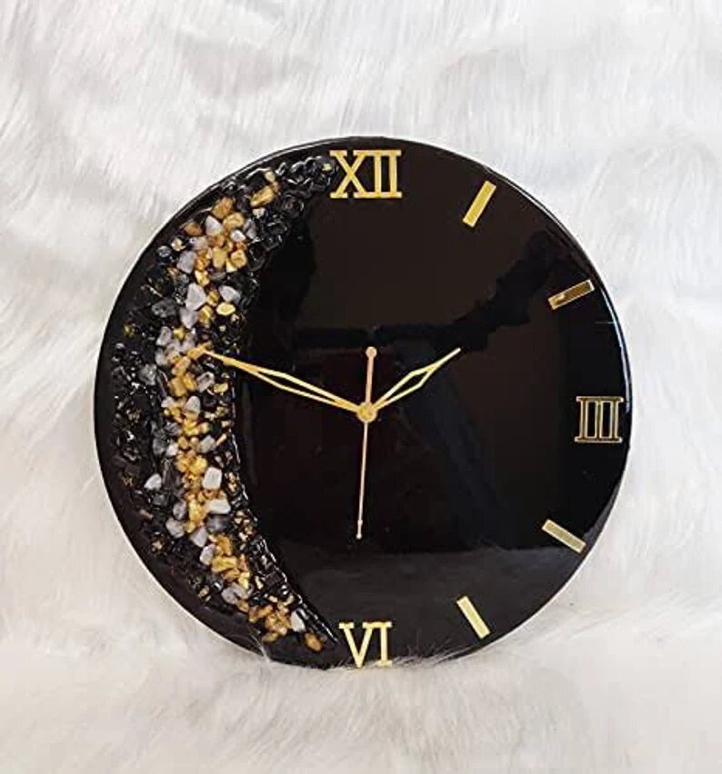 Black and Golden Resin Wall Clock