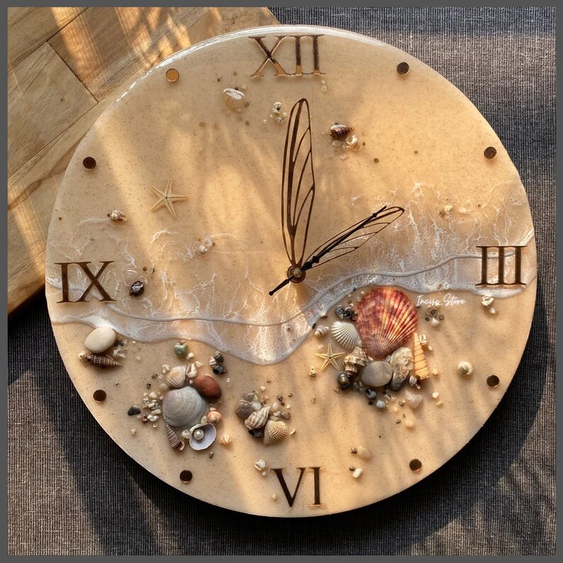  Resin Seashell Wall Clock